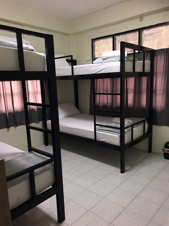 Holiday Phangan - Hostel & Bar 通萨拉 外观 照片